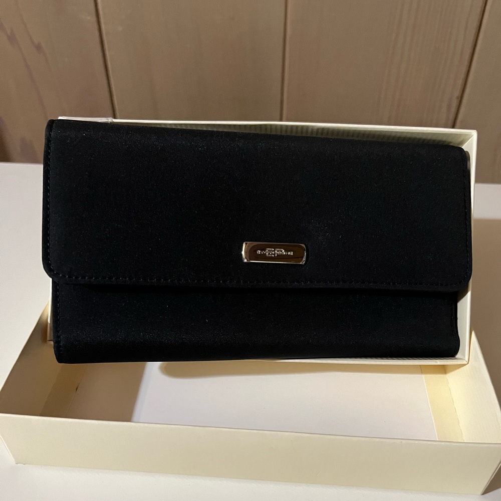 Nylon wallet